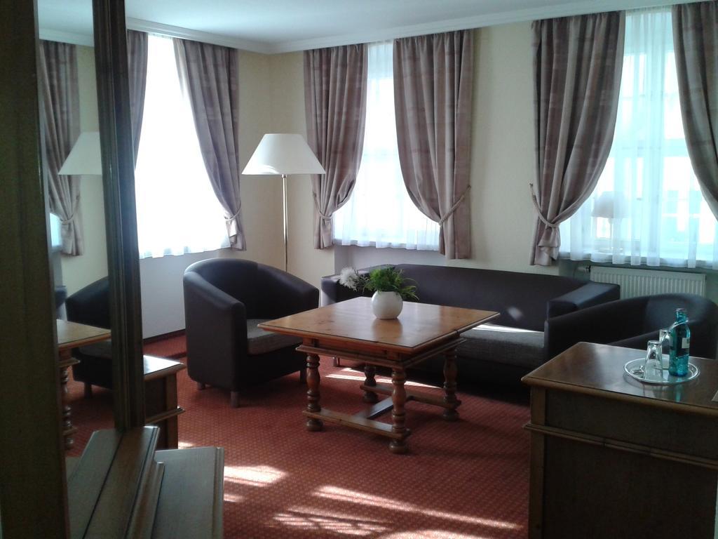 Garni-Hotel Zum Alten Ratskeller Vetschau Room photo