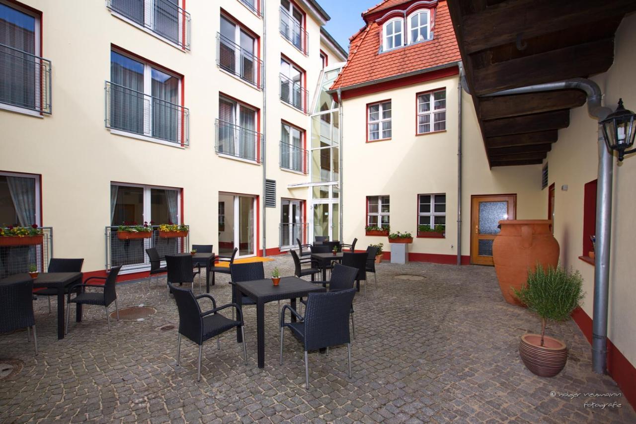 Garni-Hotel Zum Alten Ratskeller Vetschau Exterior photo
